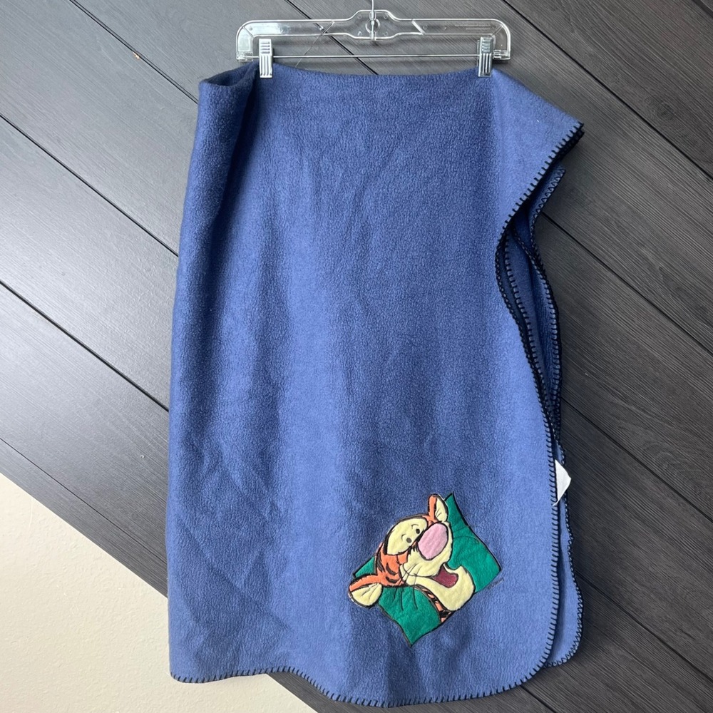 Pooh Disney Fleece Throw Blanket Tigger Graphic Blue 52x67 Vintage